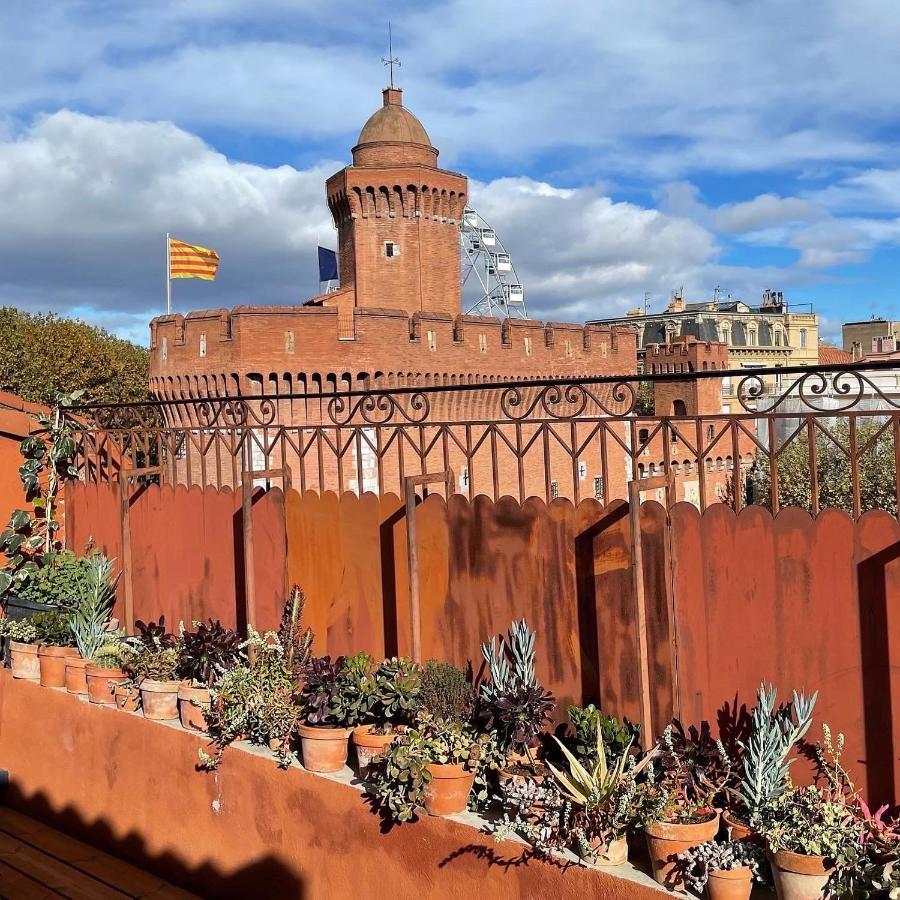 Ennea - Jacuzzi & Luxury Suites (Adults Only) Perpignan Exterior photo